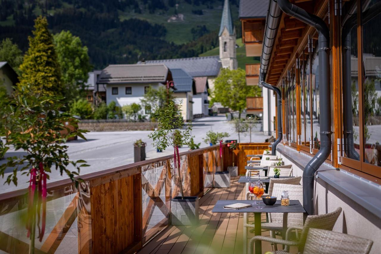 Apart- Und Wellnesshotel Dachsteinresort Russbach am Pass Gschutt Bagian luar foto