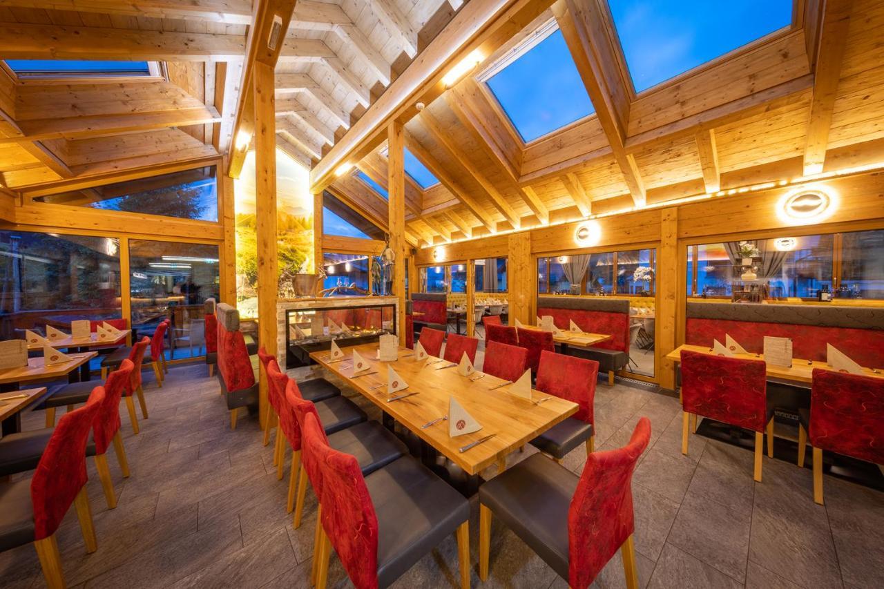 Apart- Und Wellnesshotel Dachsteinresort Russbach am Pass Gschutt Bagian luar foto