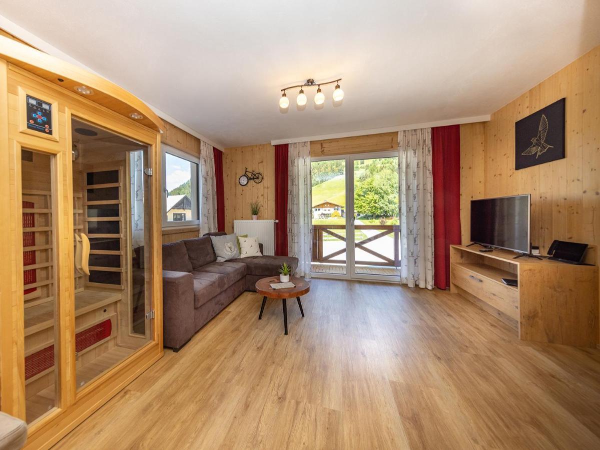 Apart- Und Wellnesshotel Dachsteinresort Russbach am Pass Gschutt Bagian luar foto