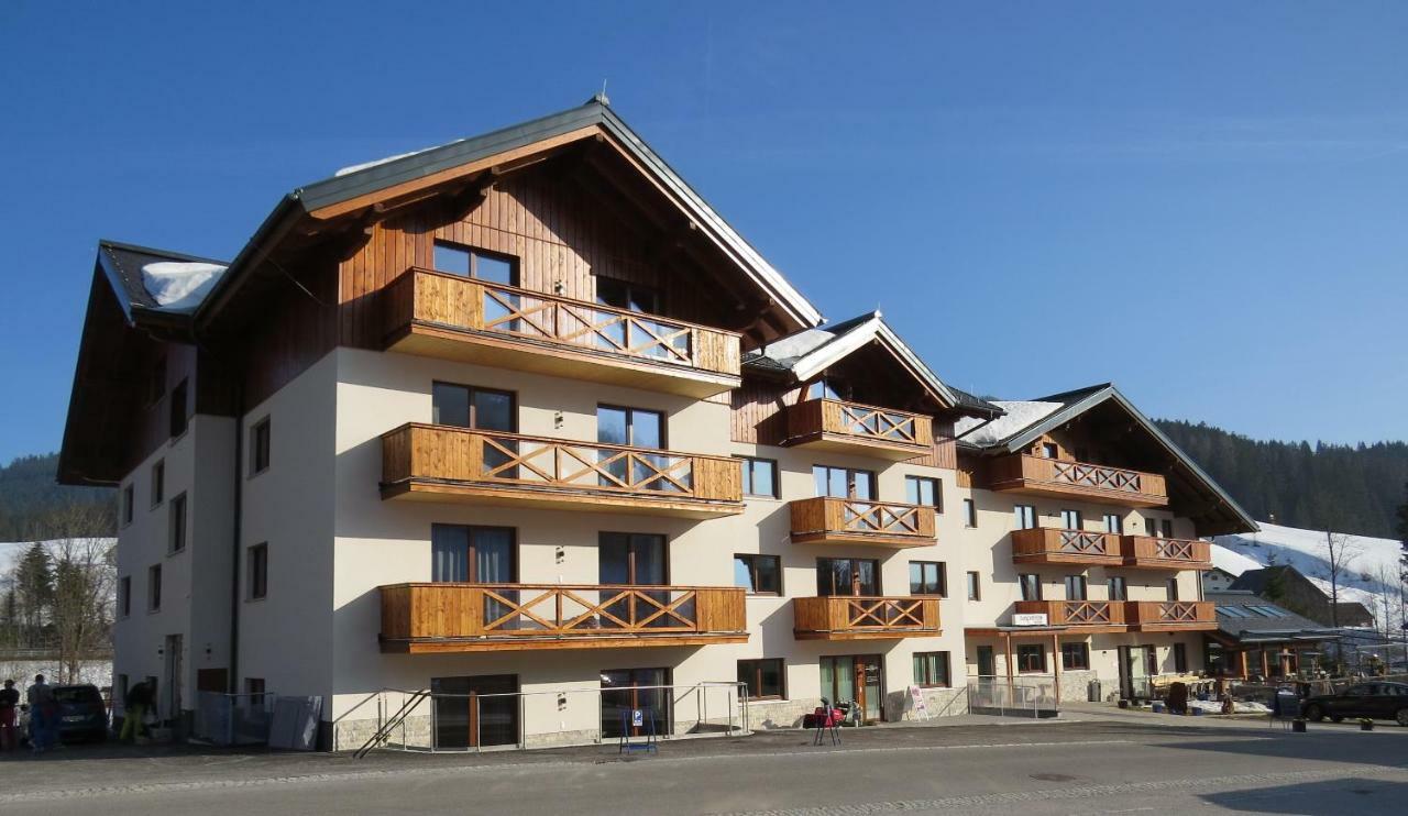 Apart- Und Wellnesshotel Dachsteinresort Russbach am Pass Gschutt Bagian luar foto